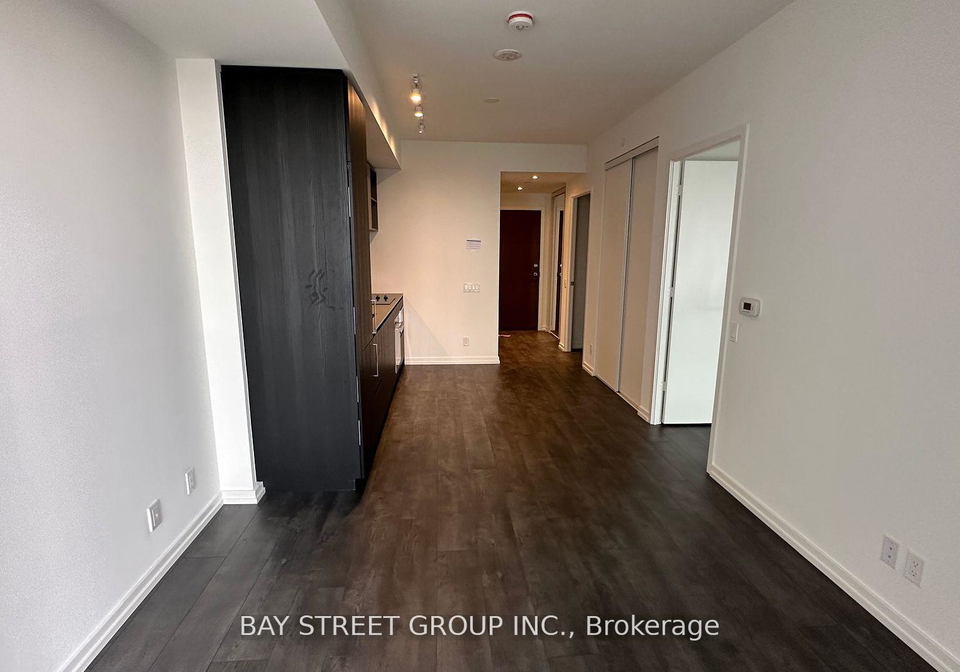 1000-portage-parkway-vaughan-ontario-n13443888