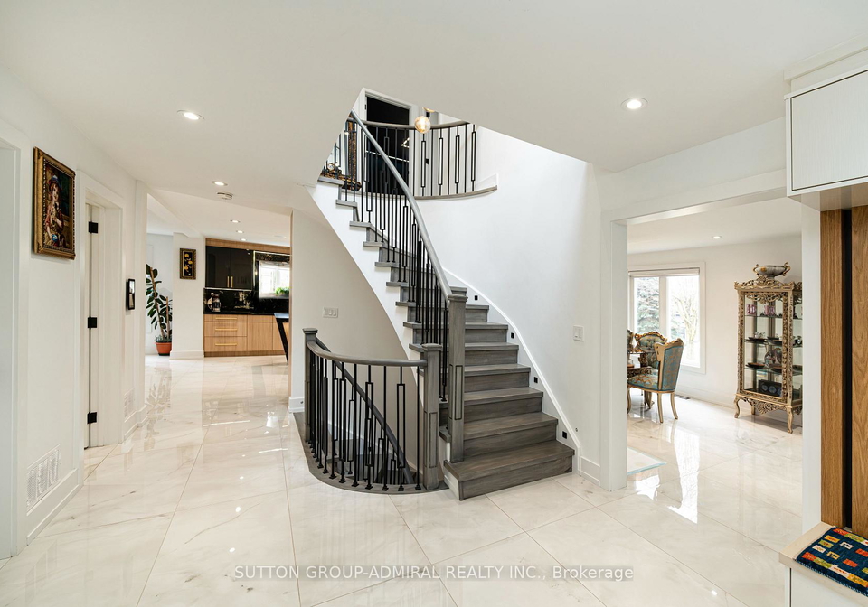 60-maple-way-east-gwillimbury-ontario-n13443908