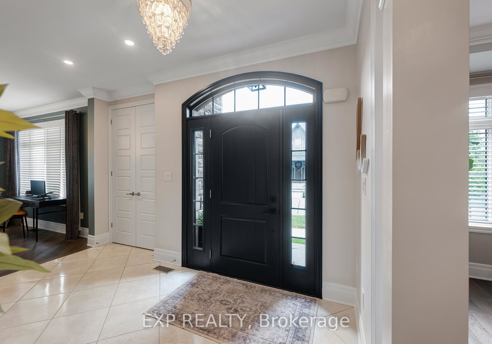 166-baber-crescent-aurora-ontario-n13444076