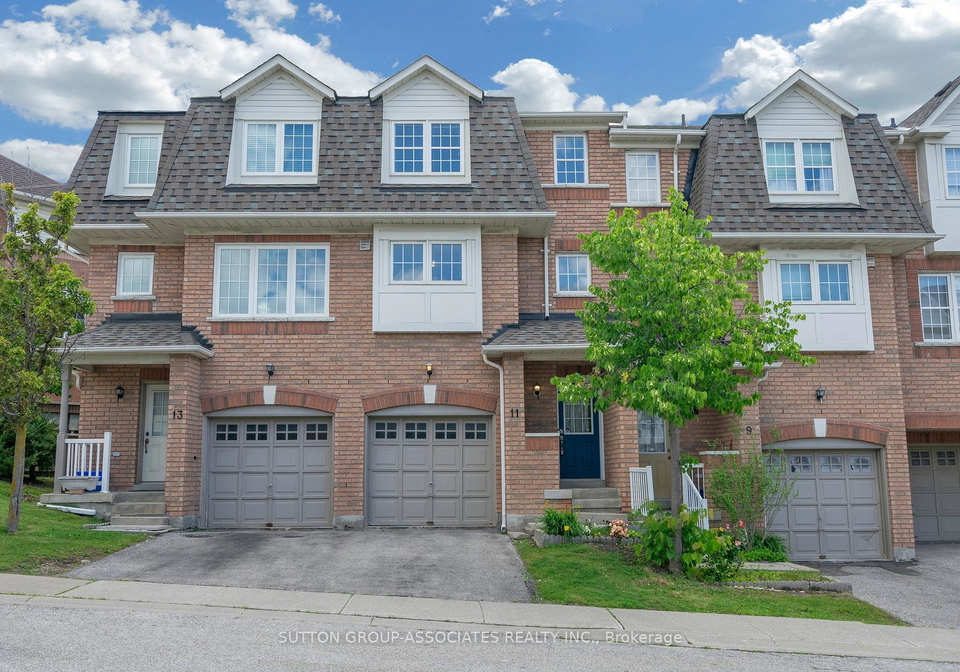 11-nakina-way-markham-ontario-n13444296