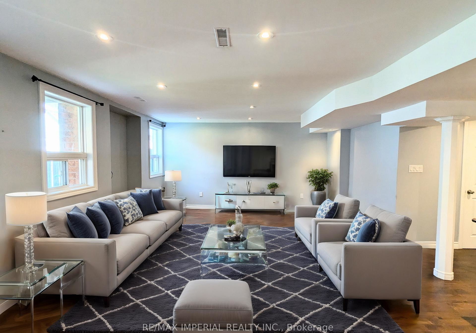 236-old-colony-road-richmond-hill-ontario-n13444316
