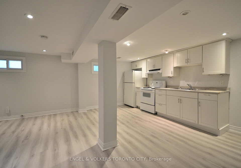 190-cherrywood-drive-newmarket-ontario-n13444474
