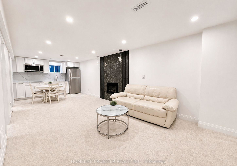 279-shaw-boulevard-richmond-hill-ontario-n13444840