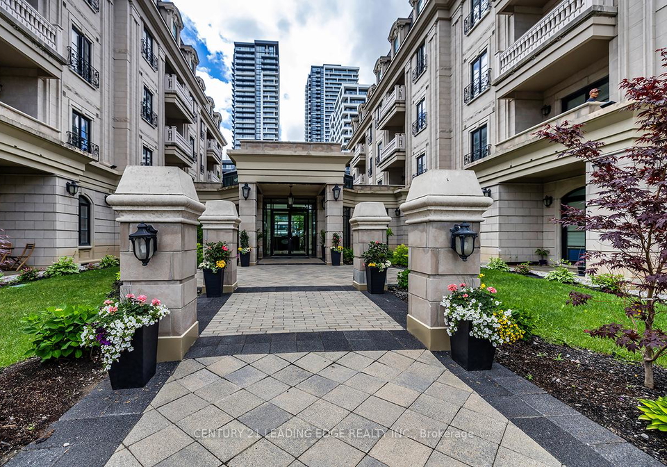 1-verclaire-gate-markham-ontario-n13445046