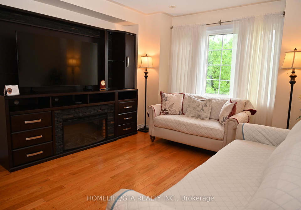 2532-bur-oak-avenue-markham-ontario-n13445478