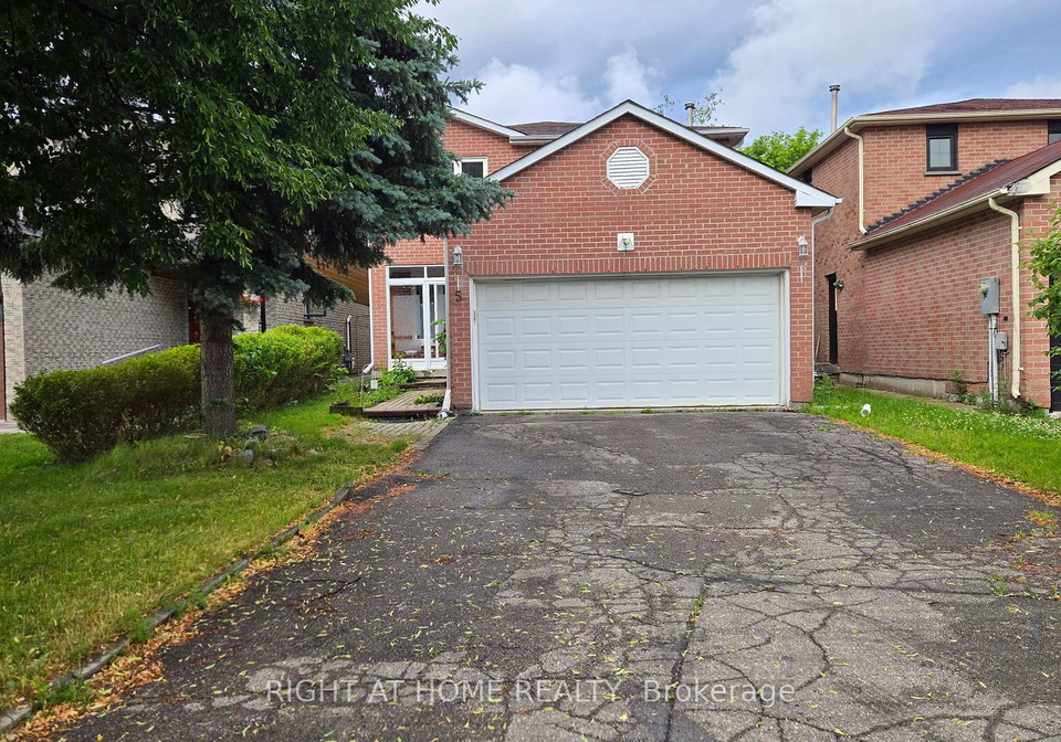 5-constellation-crescent-richmond-hill-ontario-n13445740