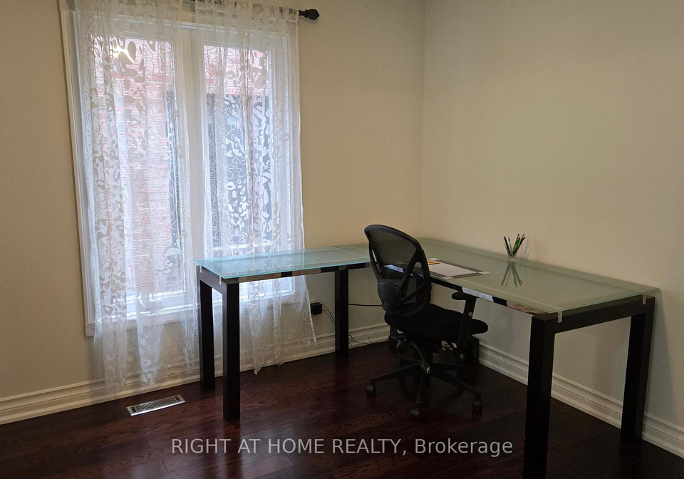 5-constellation-crescent-richmond-hill-ontario-n13445740