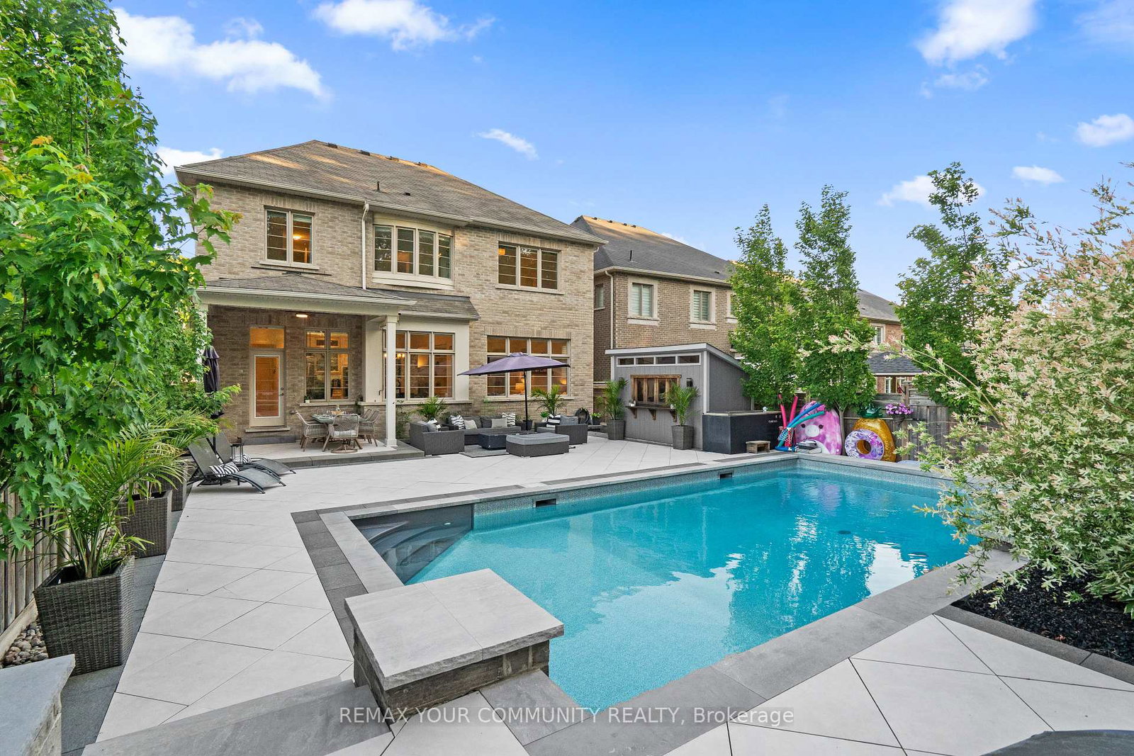 106-forest-grove-court-aurora-ontario-n13445856