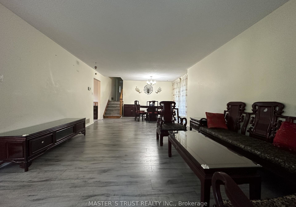 32-castle-harbour-lane-markham-ontario-n13445880