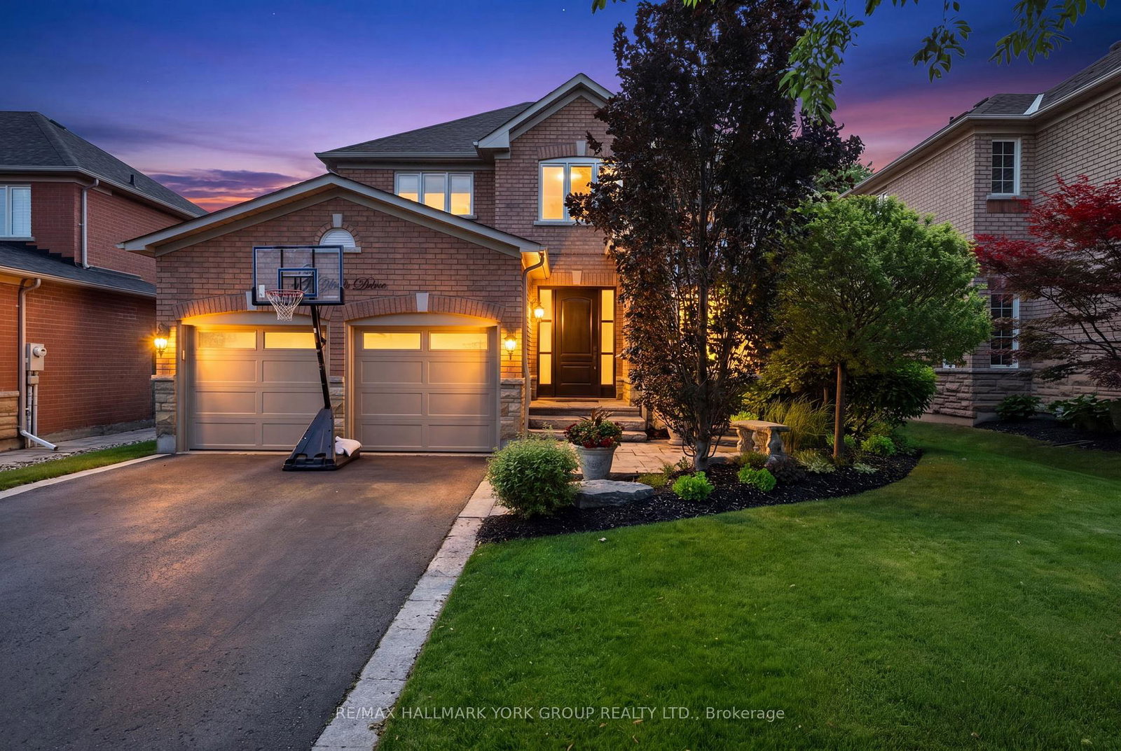 260-willis-drive-aurora-ontario-n13446260