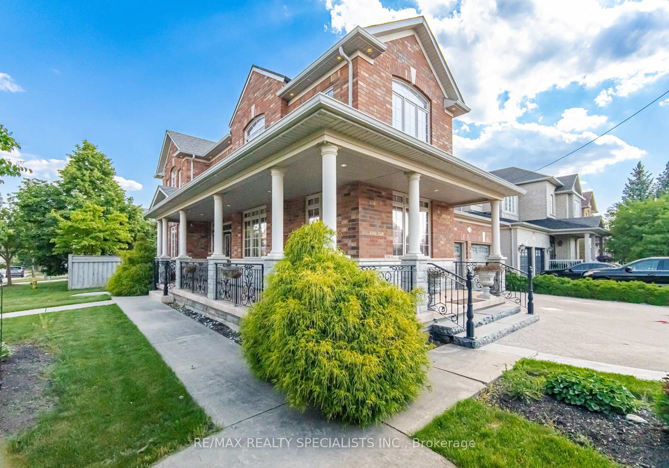 257-st-francis-avenue-vaughan-ontario-n13446312