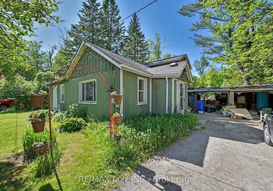4-hubbard-street-georgina-ontario-n13446672