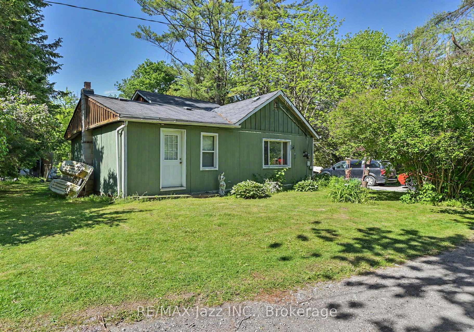 4-hubbard-street-georgina-ontario-n13446672
