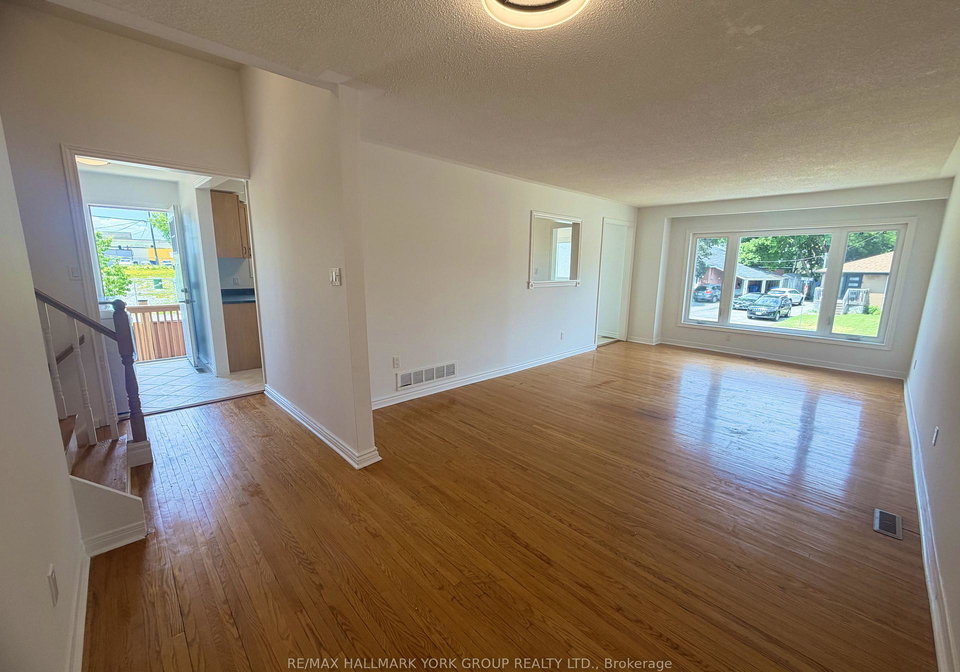 43-walter-avenue-newmarket-ontario-n13446876