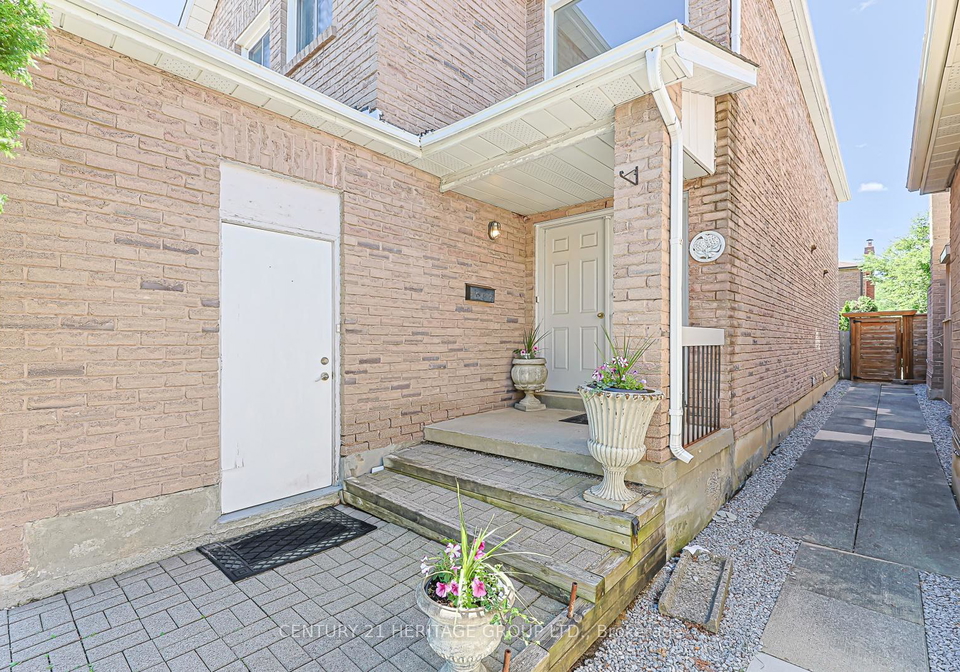 8-millcroft-way-vaughan-ontario-n13447024
