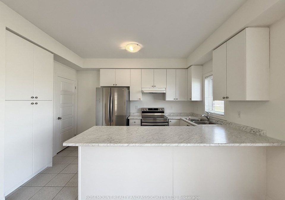 168-william-booth-avenue-newmarket-ontario-n13447854