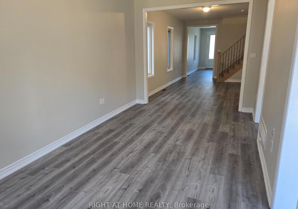 52-holt-drive-new-tecumseth-ontario-n13447948