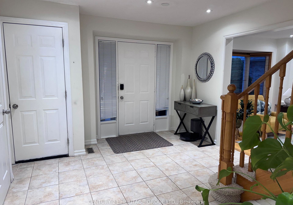 45-stiver-drive-newmarket-ontario-n13448206