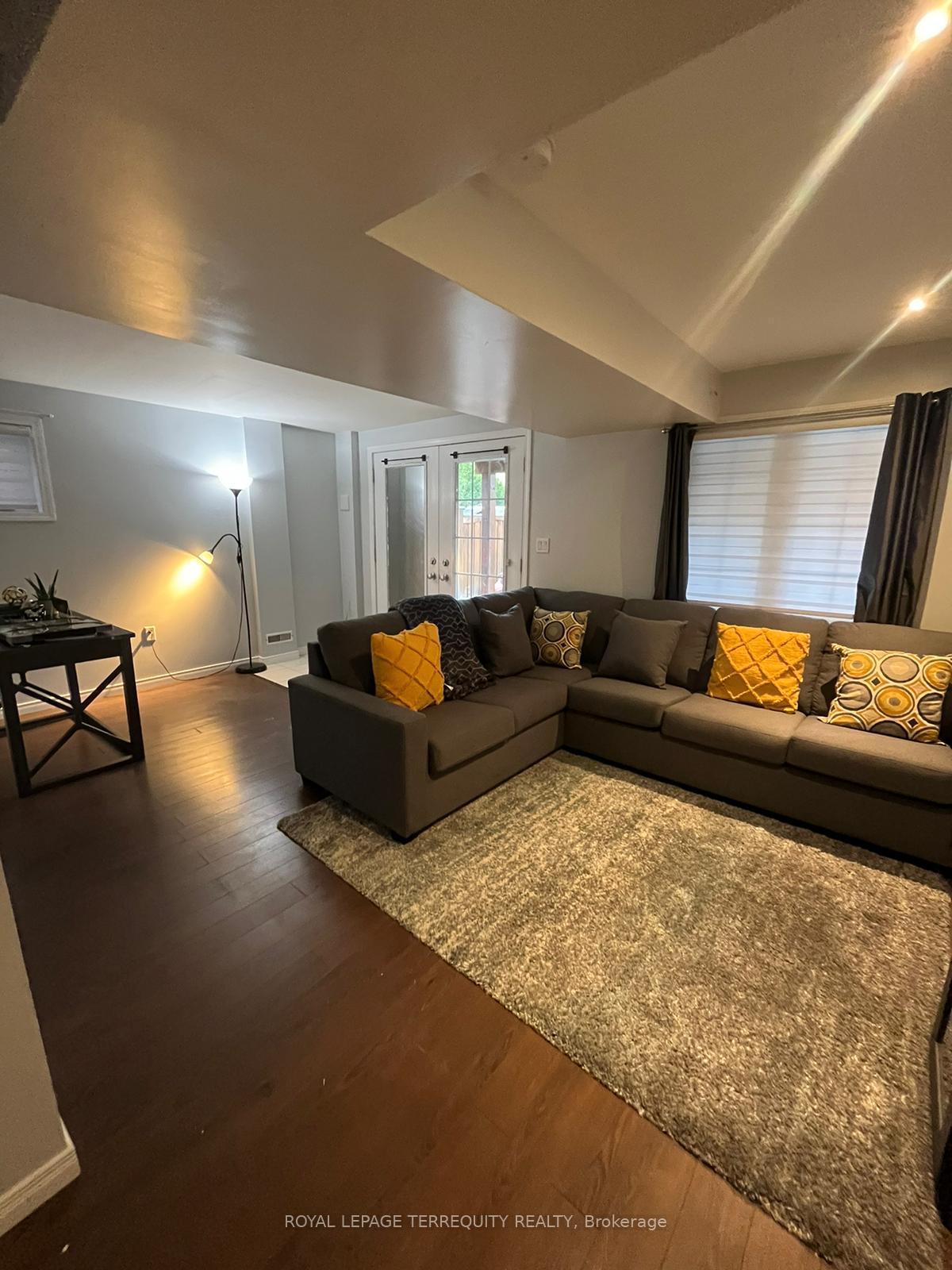 301-via-romano-boulevard-vaughan-ontario-n13448476