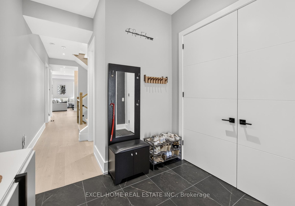 17-leyburn-avenue-richmond-hill-ontario-n13448692