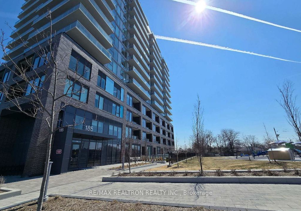 185-deerfield-road-newmarket-ontario-n13448796