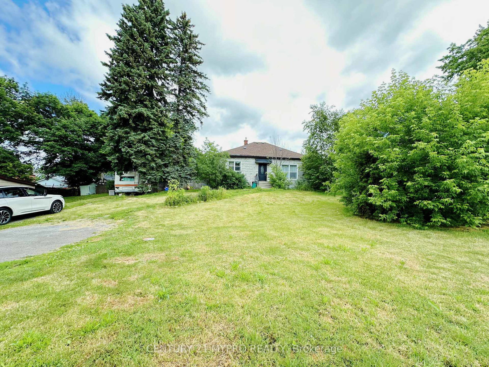 94-prospect-street-newmarket-ontario-n13448954
