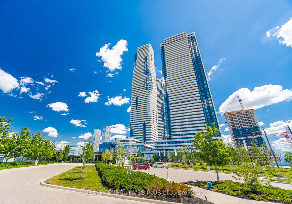 225-commerce-street-vaughan-ontario-n13448998