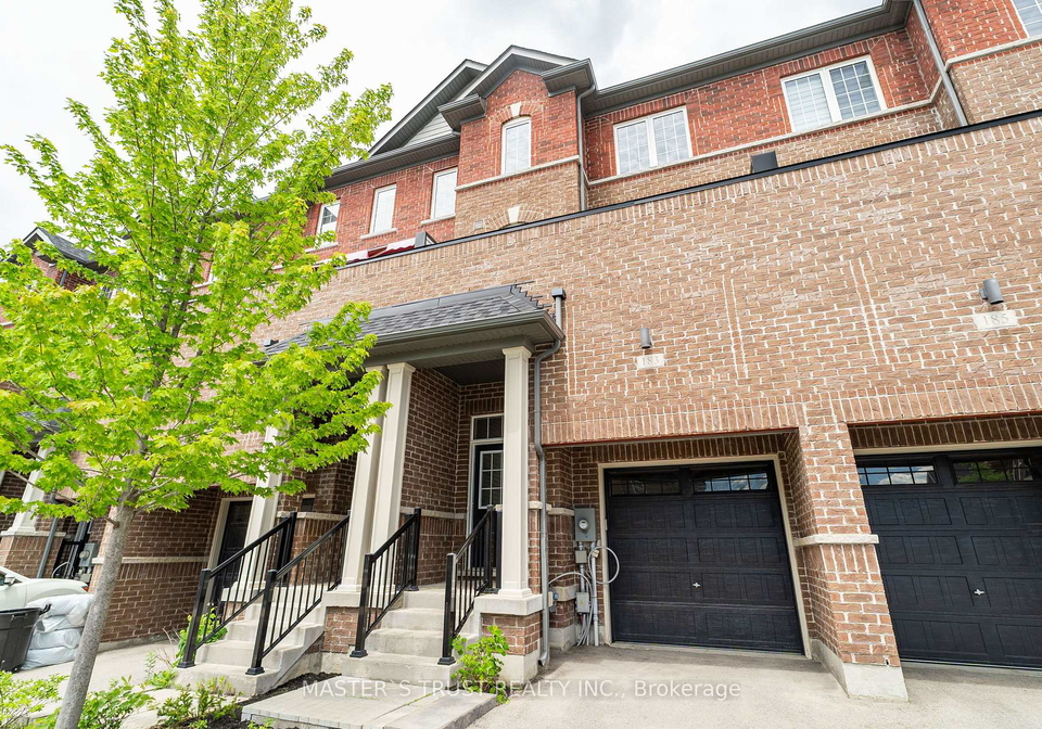 183-harding-park-street-newmarket-ontario-n13449068