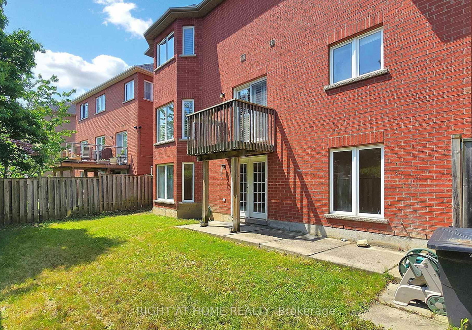 47-medoc-place-vaughan-ontario-n13449196