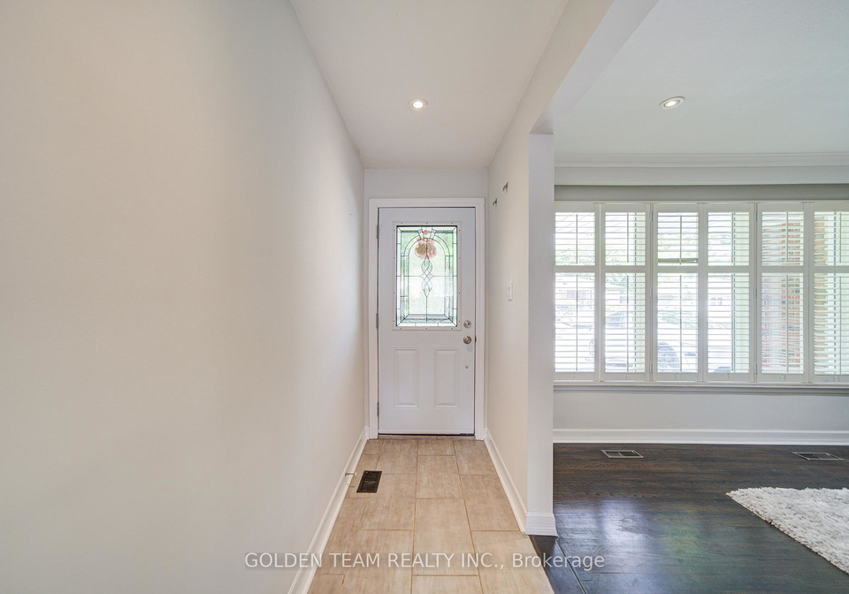 4-valleycrest-avenue-markham-ontario-n13449898