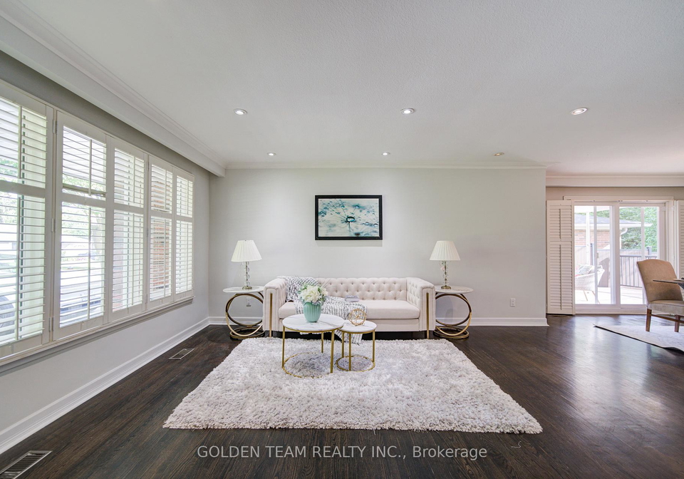 4-valleycrest-avenue-markham-ontario-n13449898