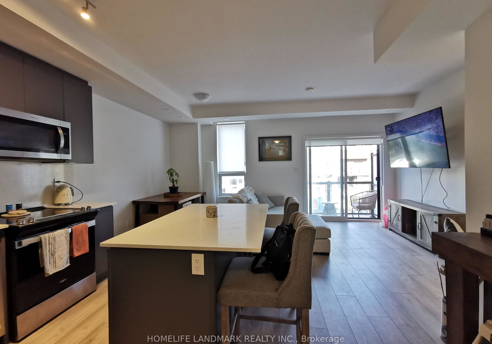 11-lytham-green-circle-newmarket-ontario-n13450030