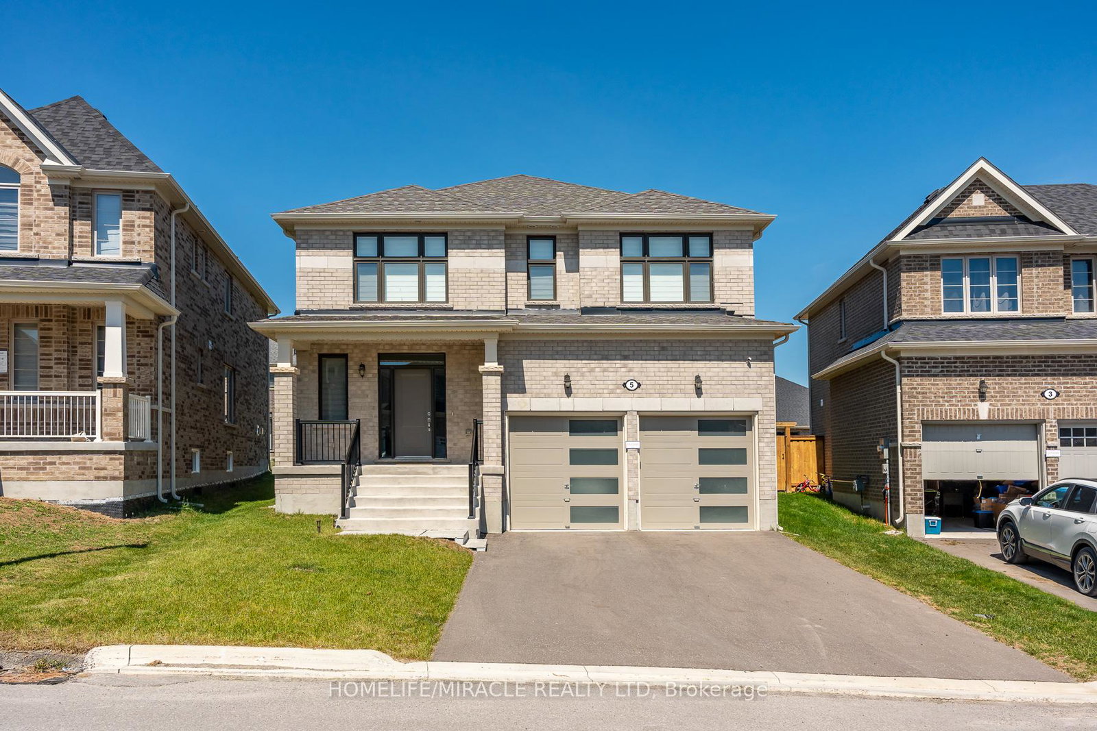 5-ainslie-hill-crescent-georgina-ontario-n13450152