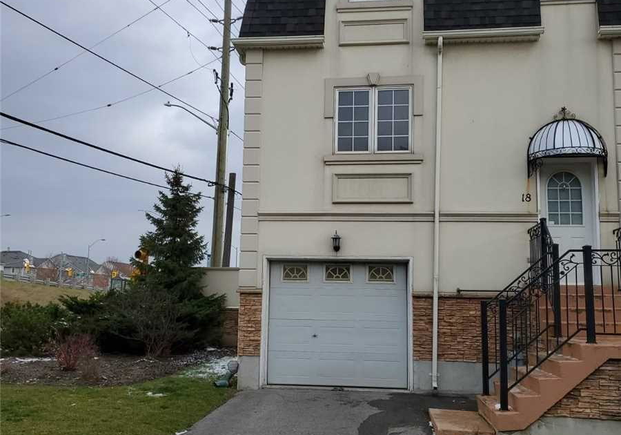 215-16th-avenue-richmond-hill-ontario-n13450392