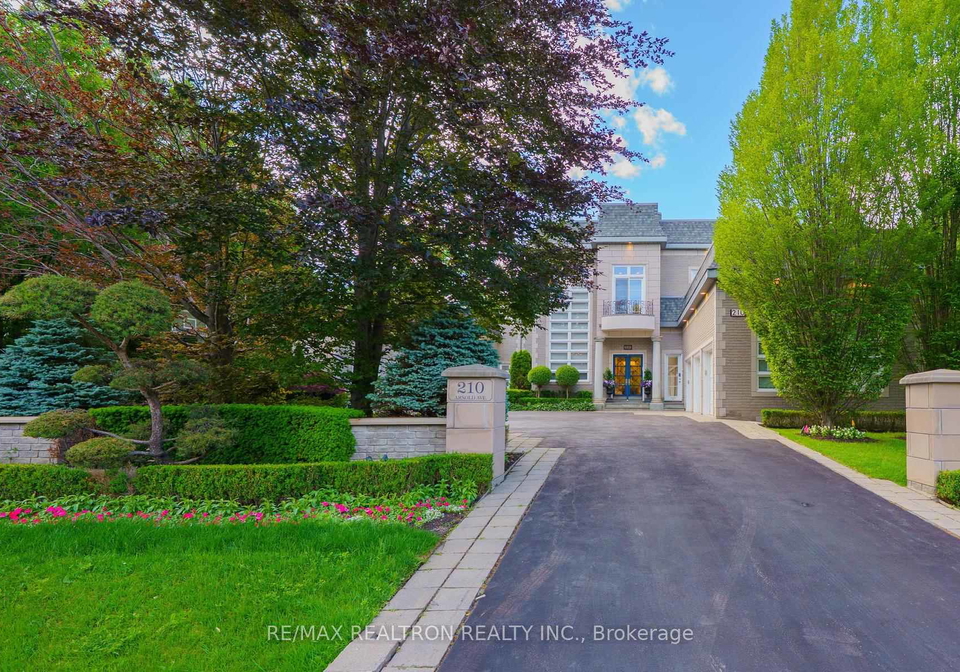 210-arnold-avenue-vaughan-ontario-n13451910