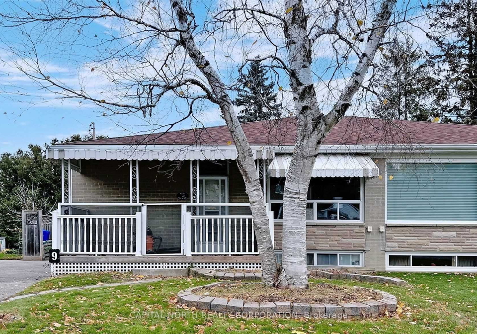 9-lee-gate-aurora-ontario-n13452246