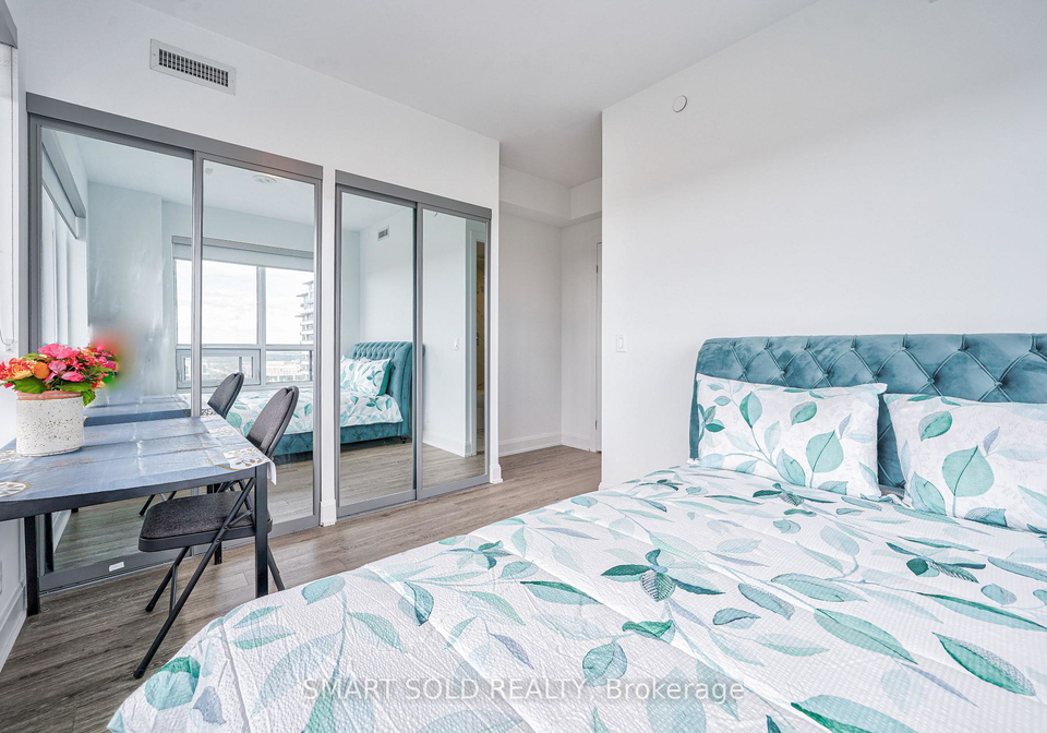 8-water-walk-drive-markham-ontario-n13452404