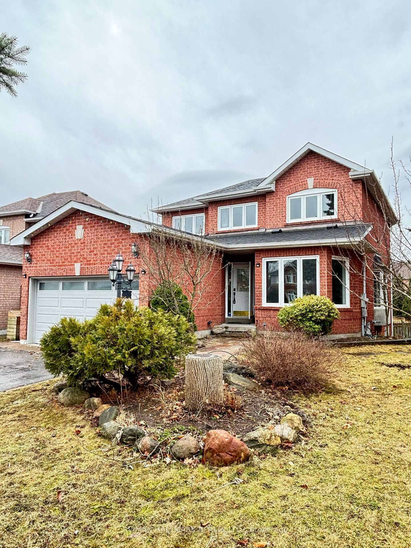 410-clearmeadow-boulevard-newmarket-ontario-n13452566