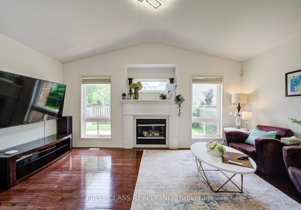 611-mcbean-avenue-newmarket-ontario-n13453448