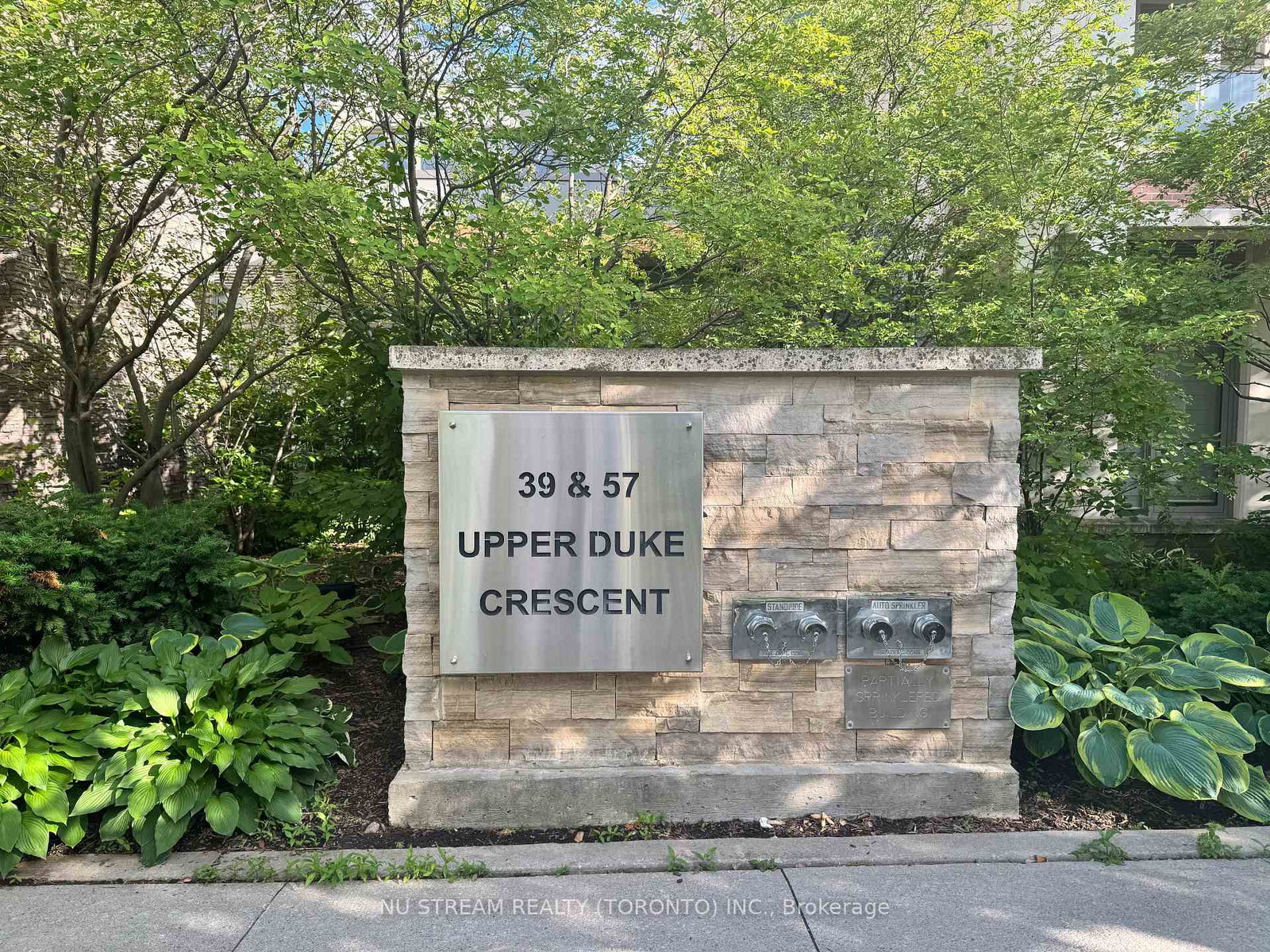39-upper-duke-crescent-markham-ontario-n13453694