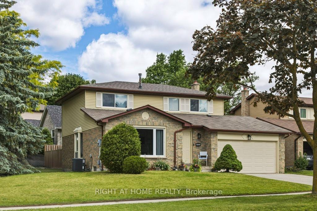 1033-birchwood-drive-newmarket-ontario-n13453842