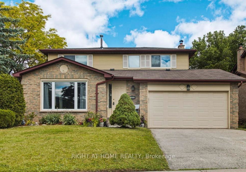1033-birchwood-drive-newmarket-ontario-n13453842