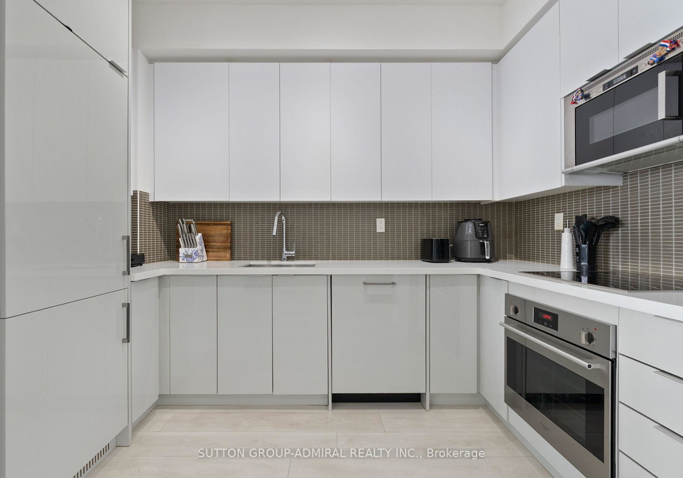 2916-highway-7-vaughan-ontario-n13453898