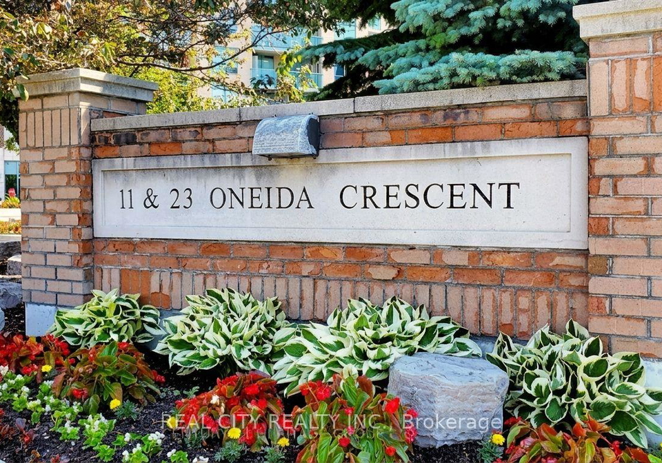 11-oneida-crescent-richmond-hill-ontario-n13453910