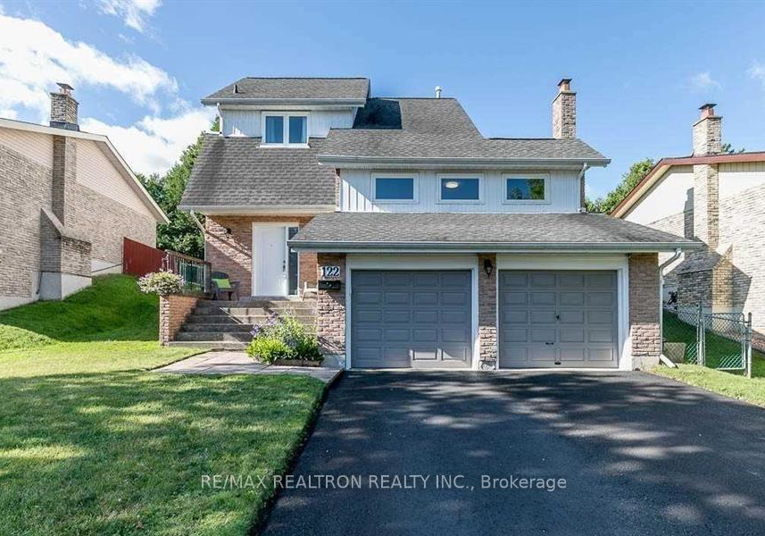 122-rutledge-avenue-newmarket-ontario-n13454116