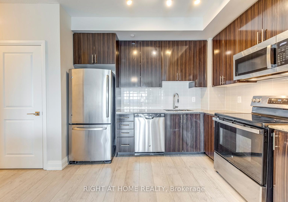 7171-yonge-street-markham-ontario-n13454230