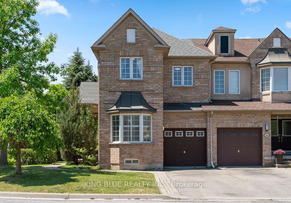 26-lander-crescent-vaughan-ontario-n13454284