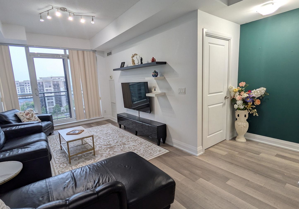 372-s-highway-7-east-road-s-richmond-hill-ontario-n13454340