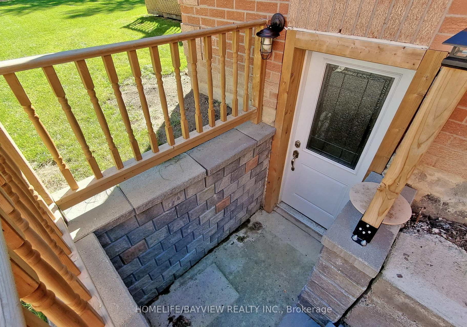 72-lensmith-drive-aurora-ontario-n13454492