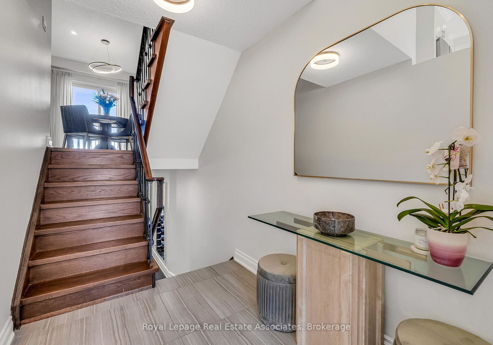 8-prestwick-avenue-vaughan-ontario-n13454680